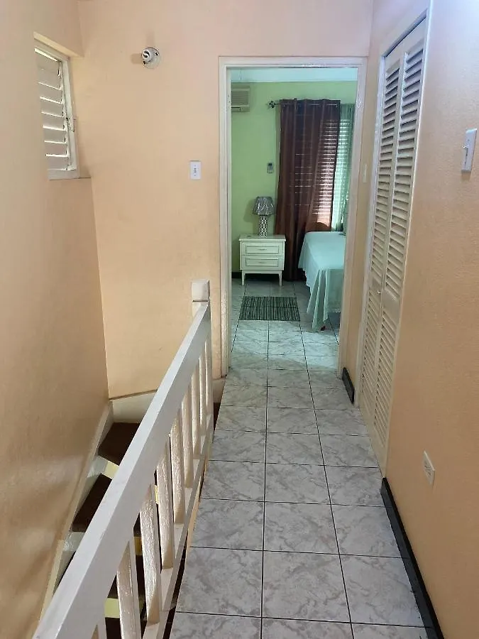 Finest Accommodation Renfrew Place 4-12 Renfrew Rd 2 Bedroom 2 Bat Apt # 15 New Kinston Jamaica Kingston Apartment
